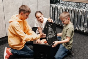 Факторія Factoria випускний Люблін свято для дітей для підлітків квести атракціони розваги для школярів