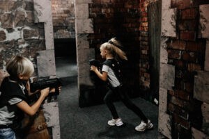 Факторія Factoria випускний Люблін свято для дітей для підлітків квести атракціони розваги для школярів лазертаг